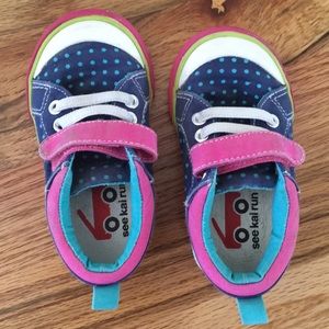 See Kai Run Girls sneakers 5.5